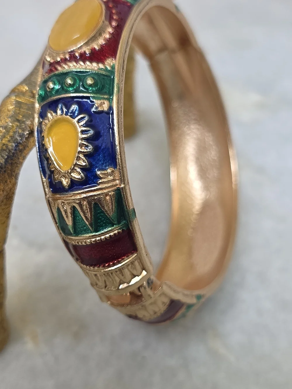 Jiu Long Xing Vintage Multicolor Enamel Cloisonne Hinged Bangle Bracelet Gold Bo